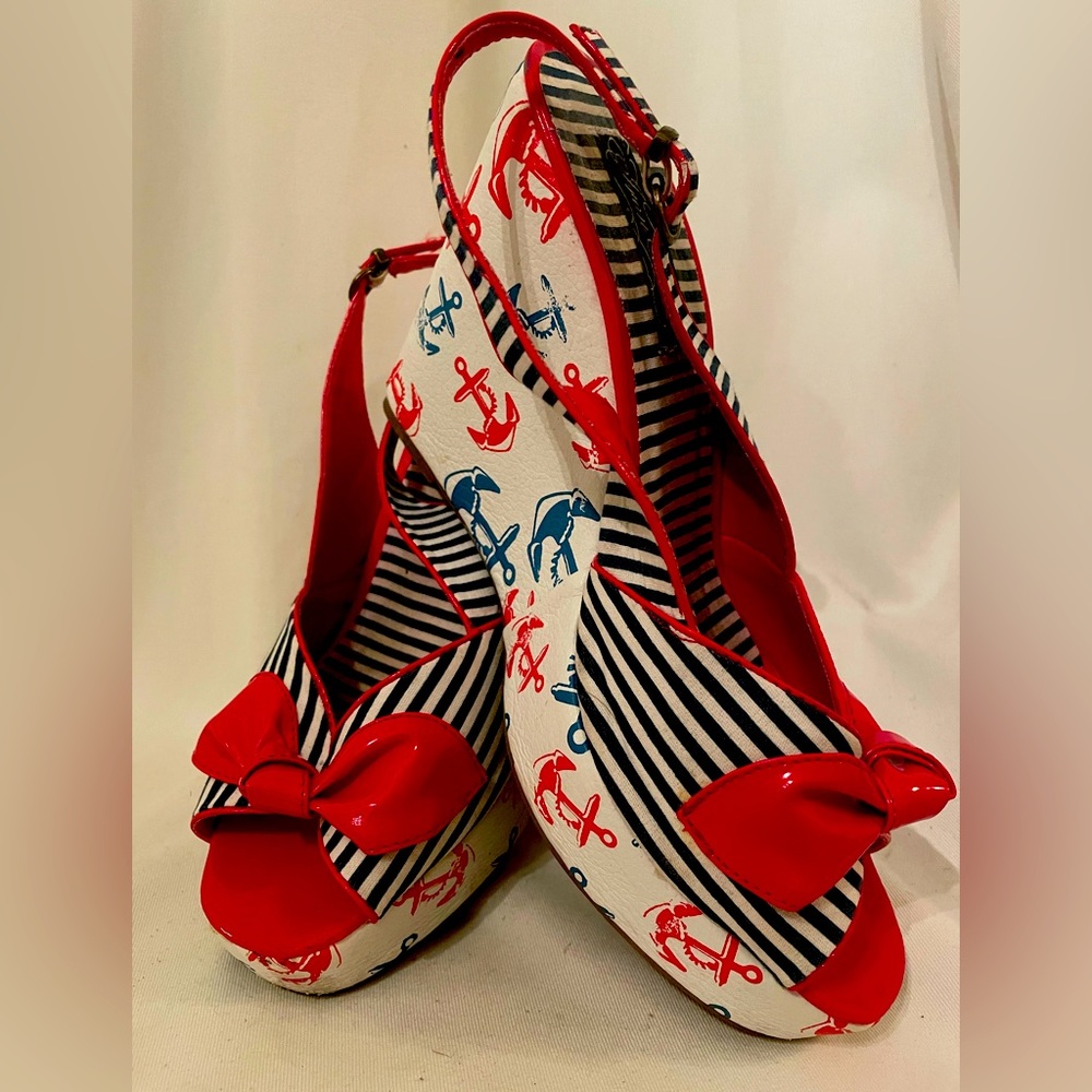 IRON FIST Welcome Aboard Womens Wedge Heels